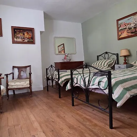 A Little Traditional French House بيت للعطل Bagnères-de-Luchon